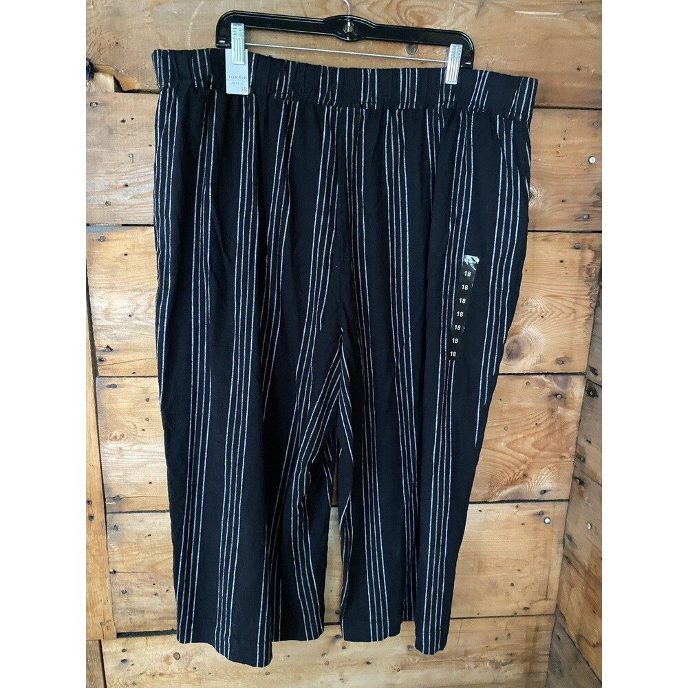 Torrid Linen Blend Capris Women’s 18 Black Pockets Elastic Waist - Picture 3 of 10